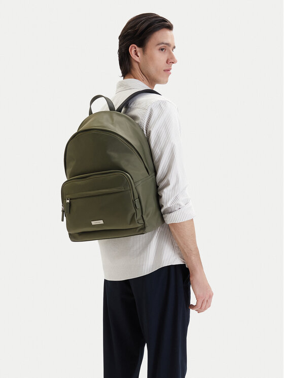 Calvin Klein Saszetka Sleek Round Backpack LV04D3143G Zielony