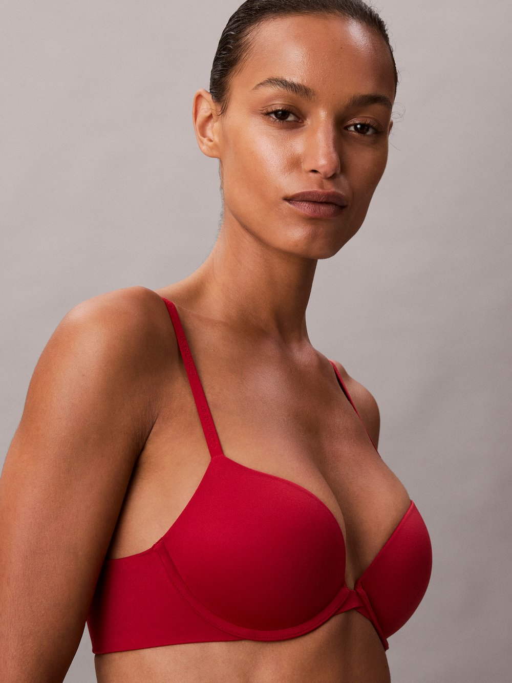 Calvin Klein Biustonosz damski na fiszbinach Kobiety Sztuczne włókno czerwony, 75B