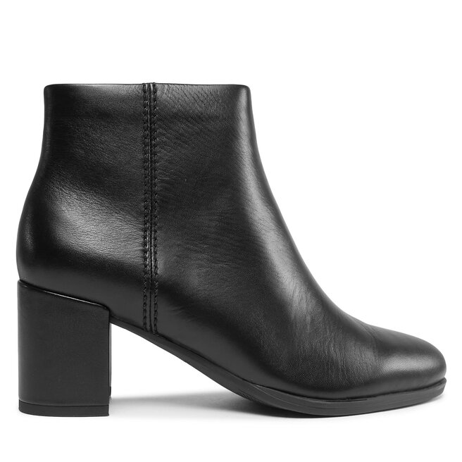 Botki Clarks