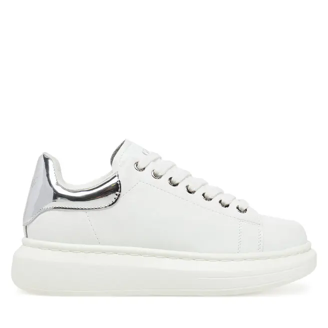 Sneakersy GOE