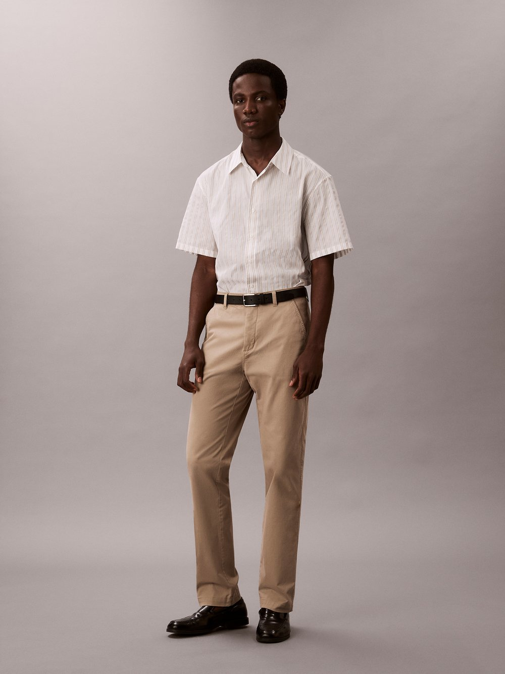 Calvin Klein Jeans Męskie chinosy Mężczyźni Bawełna beżowy, 33-32