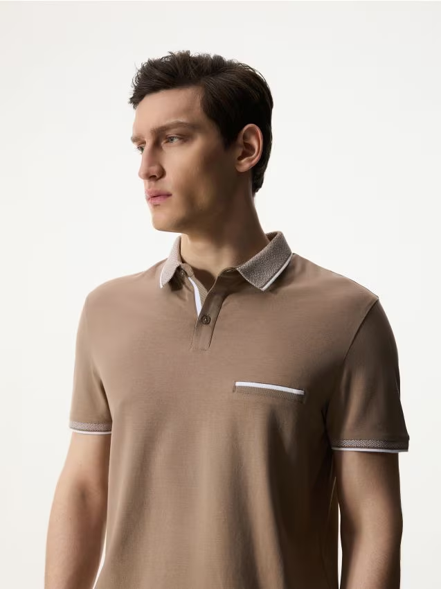 Reserved - Bawełniana koszulka polo slim - brązowy