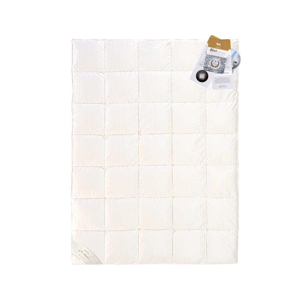 Kołdra Silver Prestige AMZ Całoroczna 180x200 cm puch gęsi 100%, bawełna 85%, Lurex Silver 15%