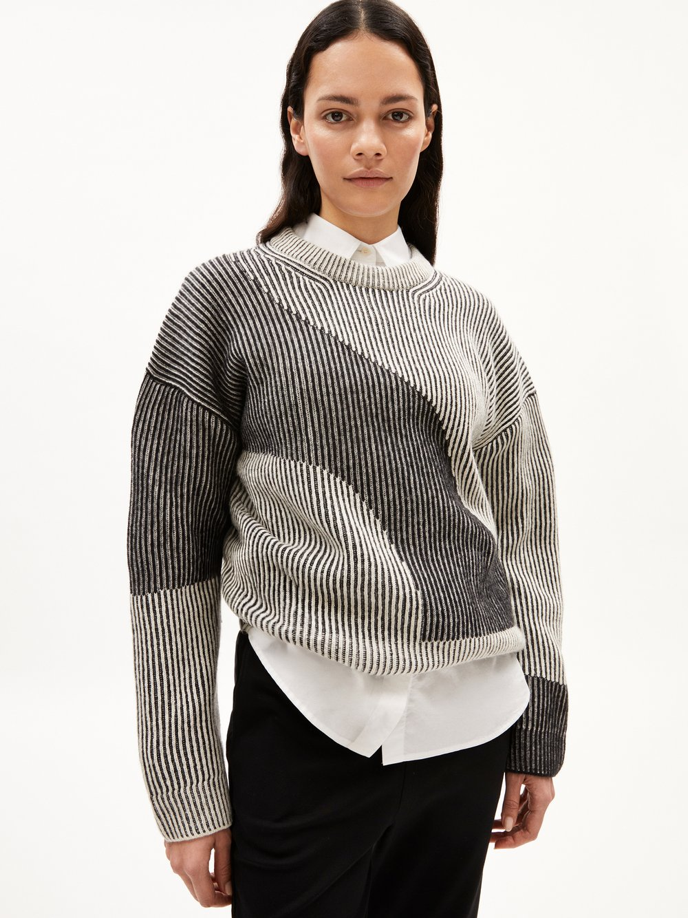 ARMEDANGELS Damski sweter z dzianiny z zawartością wełny - MayrAA Vanise Kobiety Wełna czarny, XL