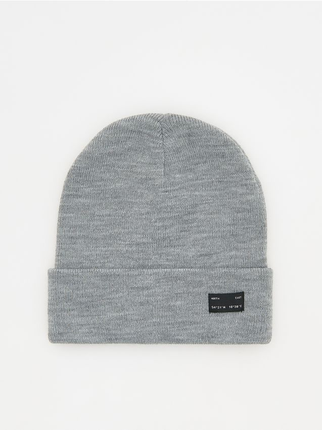 Reserved - Czapka beanie z naszywką - jasnoszary miniaturka