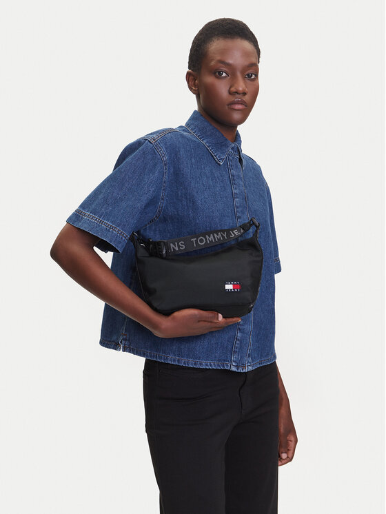Tommy Jeans Torebka Tjw Ess Daily Shoulder Bag AW0AW17287 Czarny