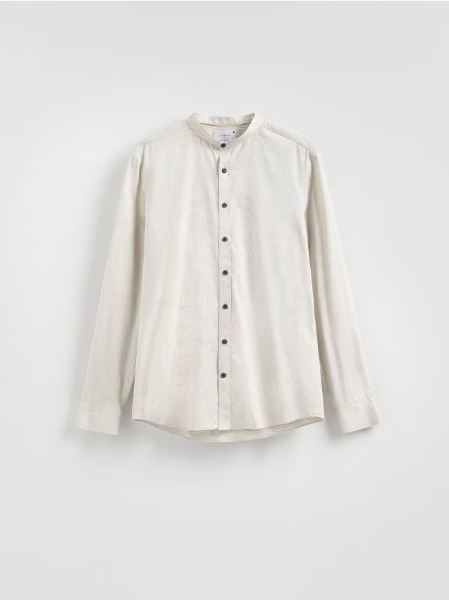 Reserved - Koszula slim fit ze stójką - beżowy