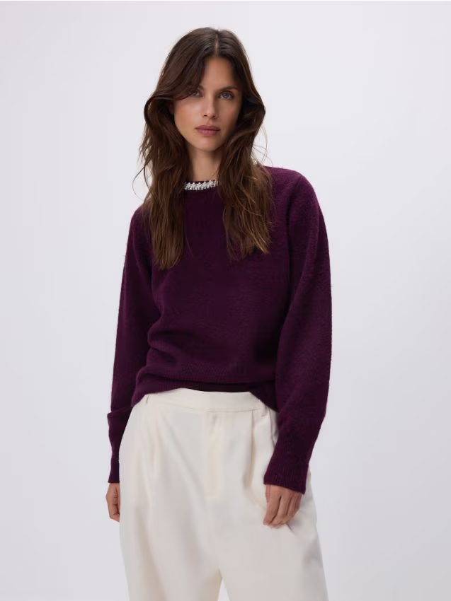 Reserved - Sweter z aplikacją - ciemnofioletowy