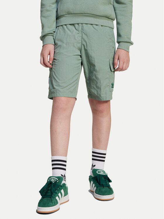 adidas Szorty sportowe Cargo JC8428 Zielony Regular Fit