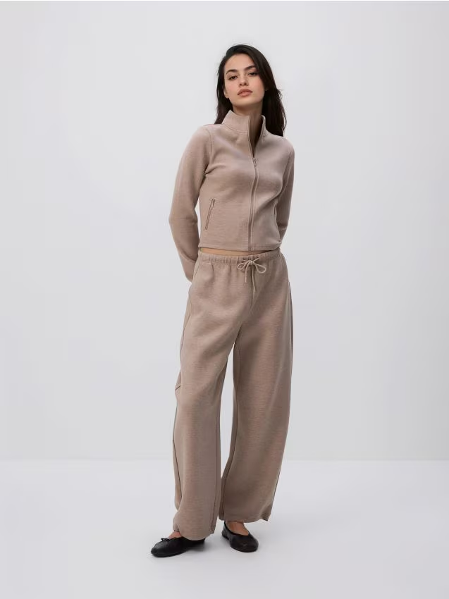 Reserved - Rozpinana bluza ze stójką - brązowy