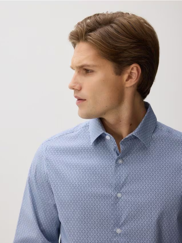 Reserved - Koszula slim fit w drobny wzór - granatowy